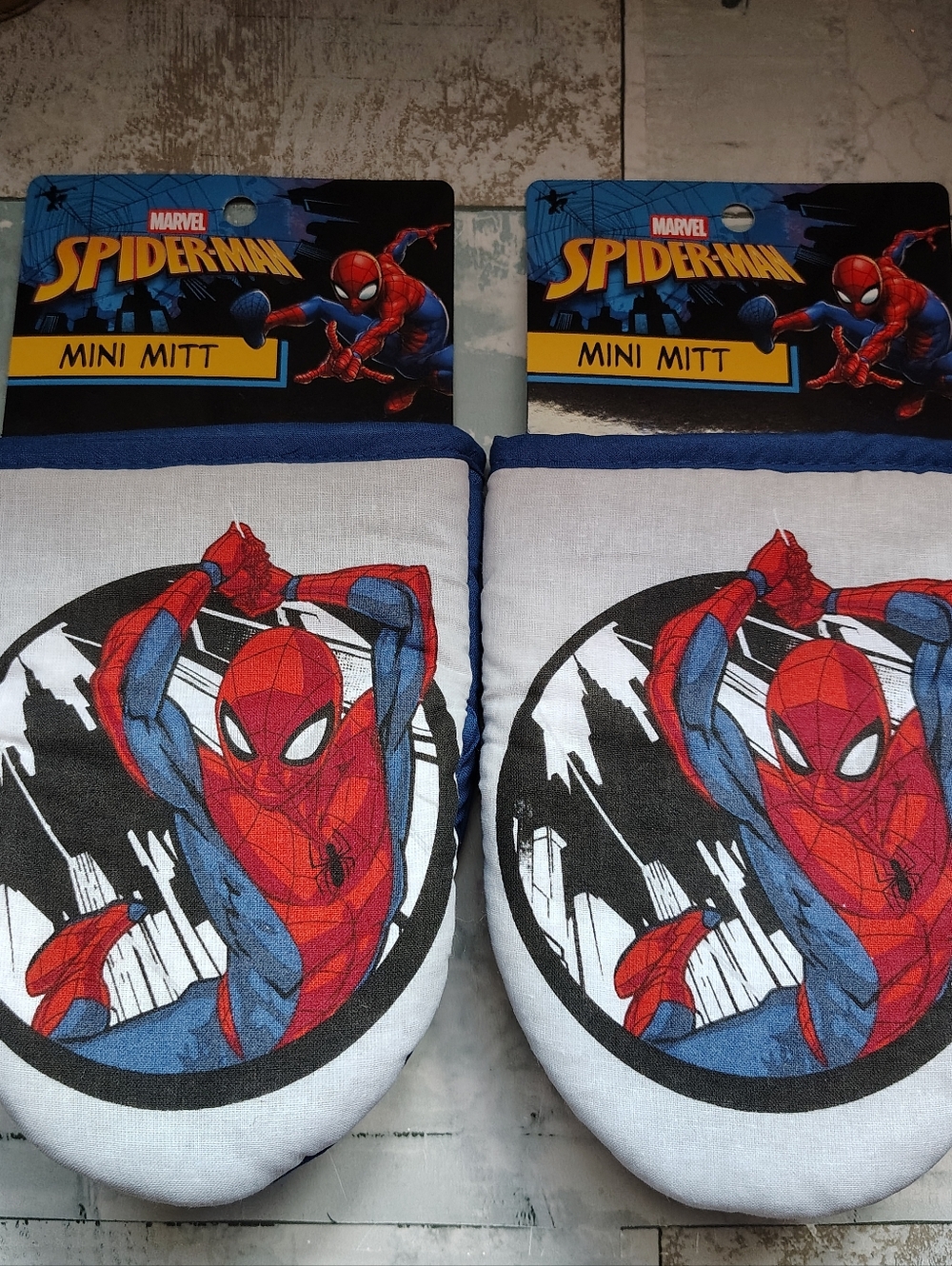 🕷️🕸️Marvel Spider-man Mini Oven Mitts